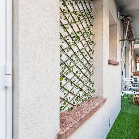 Holidays Calella Wifi Por Fibra Apartment Luaran gambar